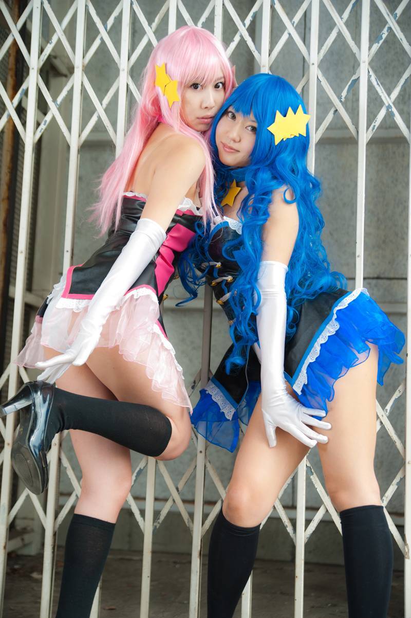 [Cosplay] 双姐妹性感cos制服写真